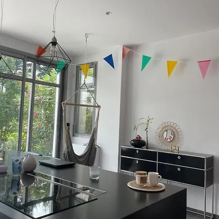 Ferienhaus Un Petit Paradis Insoupsonne